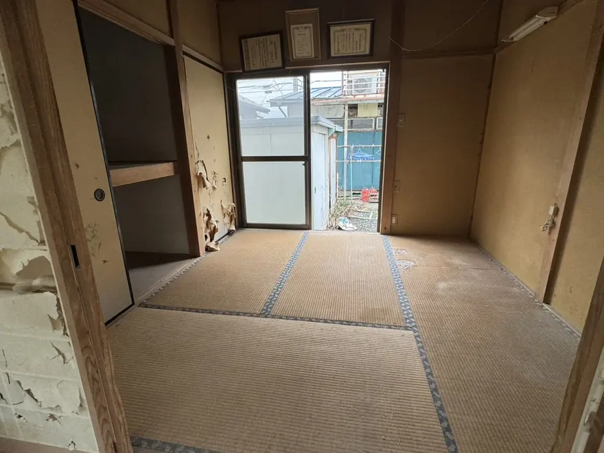 不用品回収のアフター：家具ごと回収して空になった和室